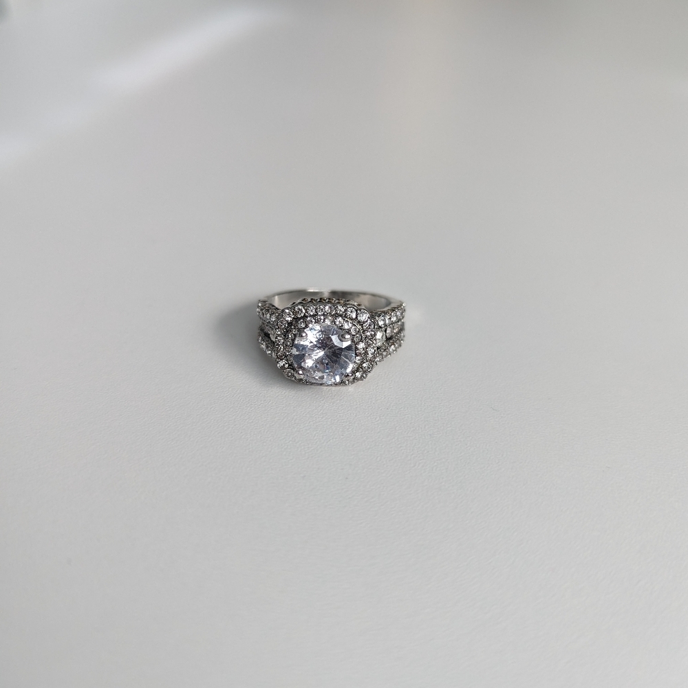 Fashion jewelry ring